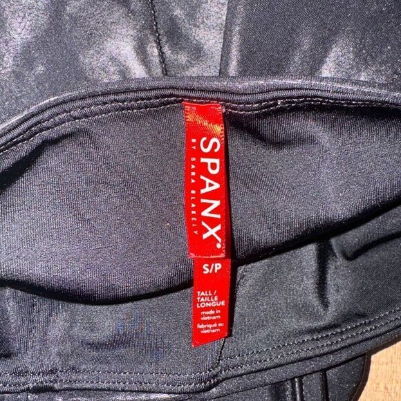 Spanx faux leather leggings black size xs tall - Picture 15 of 15